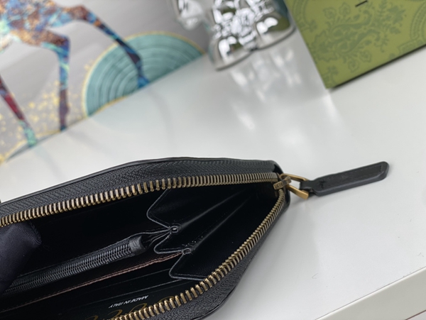 グッチ財布コピー全体デザイン